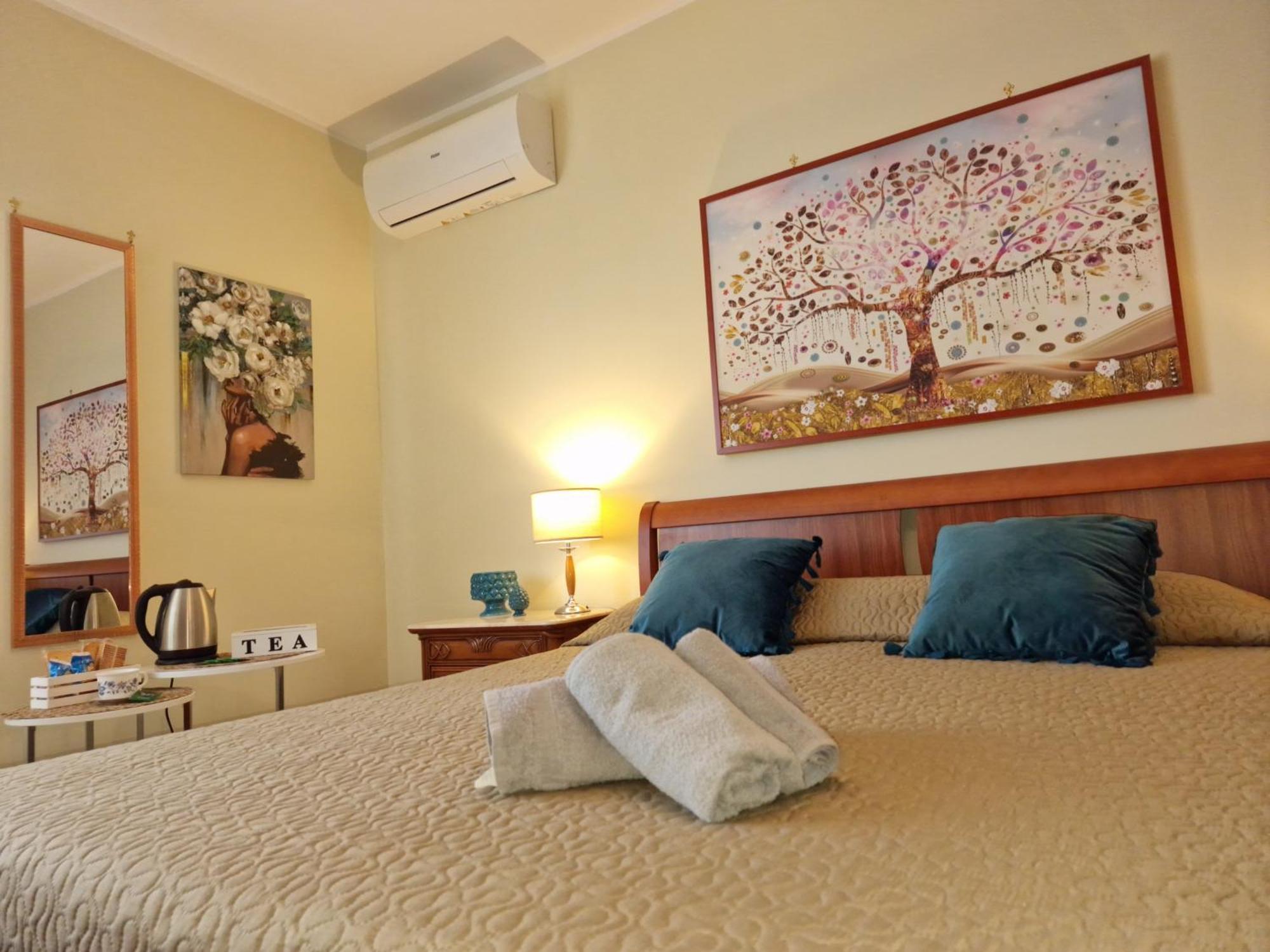 Lorenzo Guest Suite With Free Private Parking-- Cantieri Culturali Palermo Exterior foto